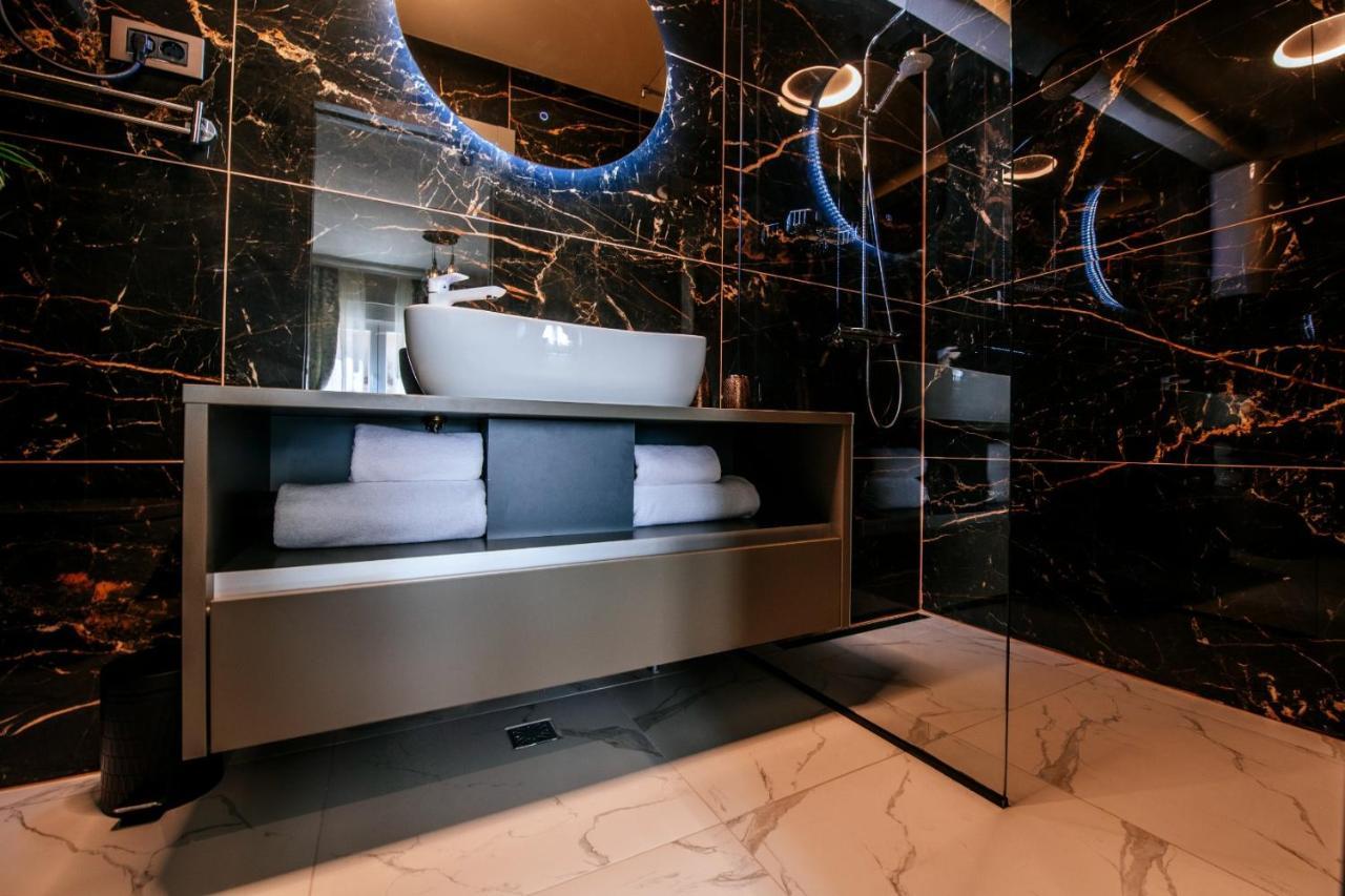 Luxury Rooms Vindemiae Zadar Exterior photo