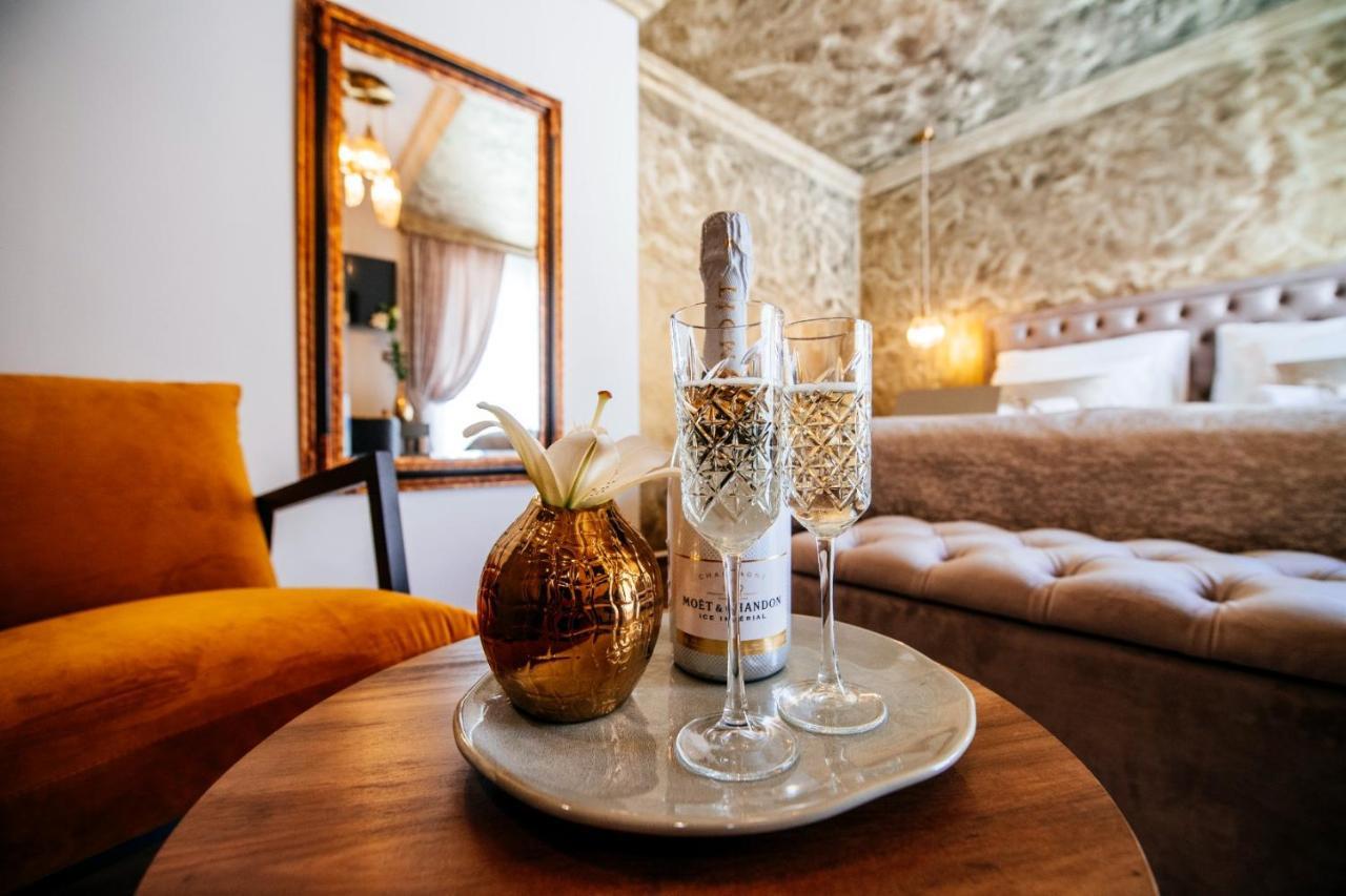 Luxury Rooms Vindemiae Zadar Exterior photo