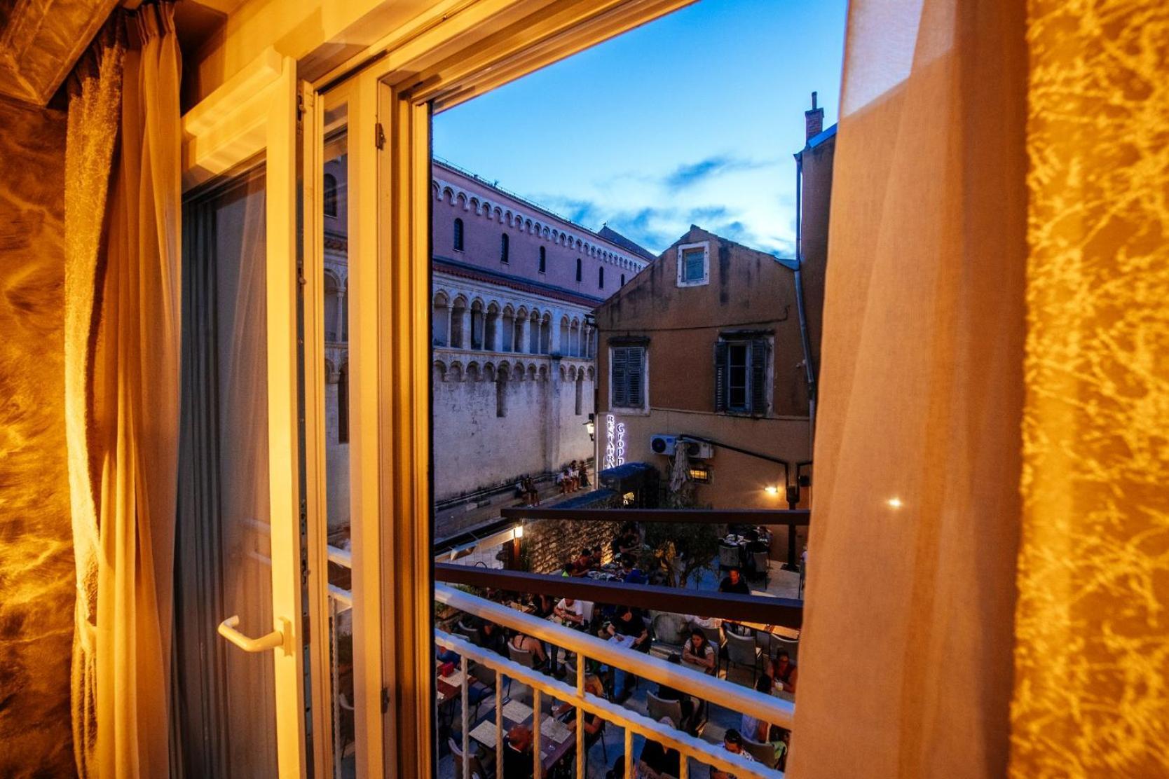 Luxury Rooms Vindemiae Zadar Room photo